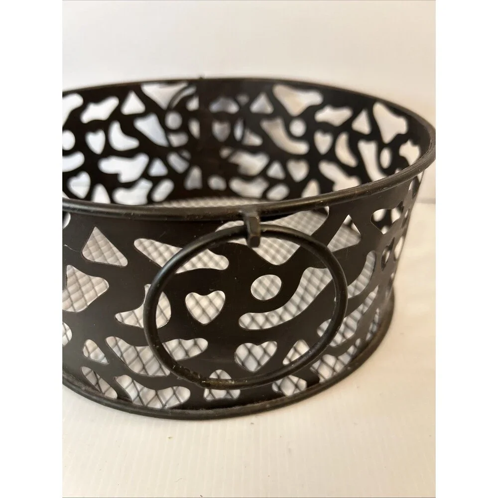 Decorative Metal Baskets With Circular Handles Eggs Flower Wash Cloth Towels